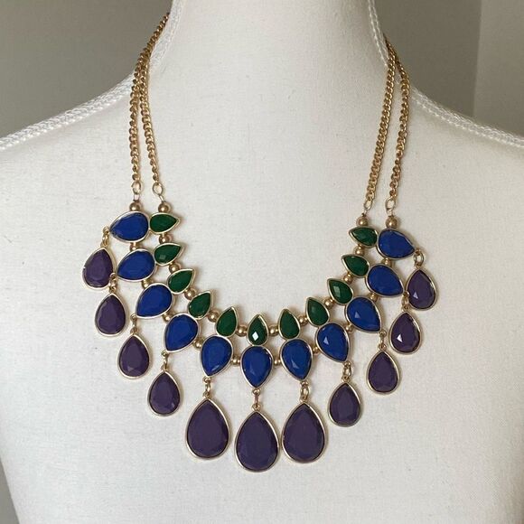 Stunning Layered Statement Necklace - Picture 1 of 2